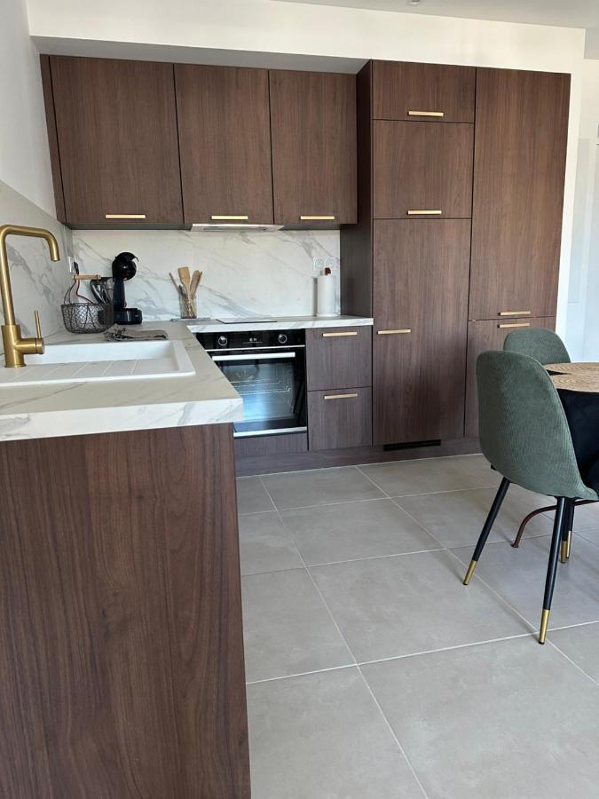Appartement Neuf Contemporain 卢德 外观 照片