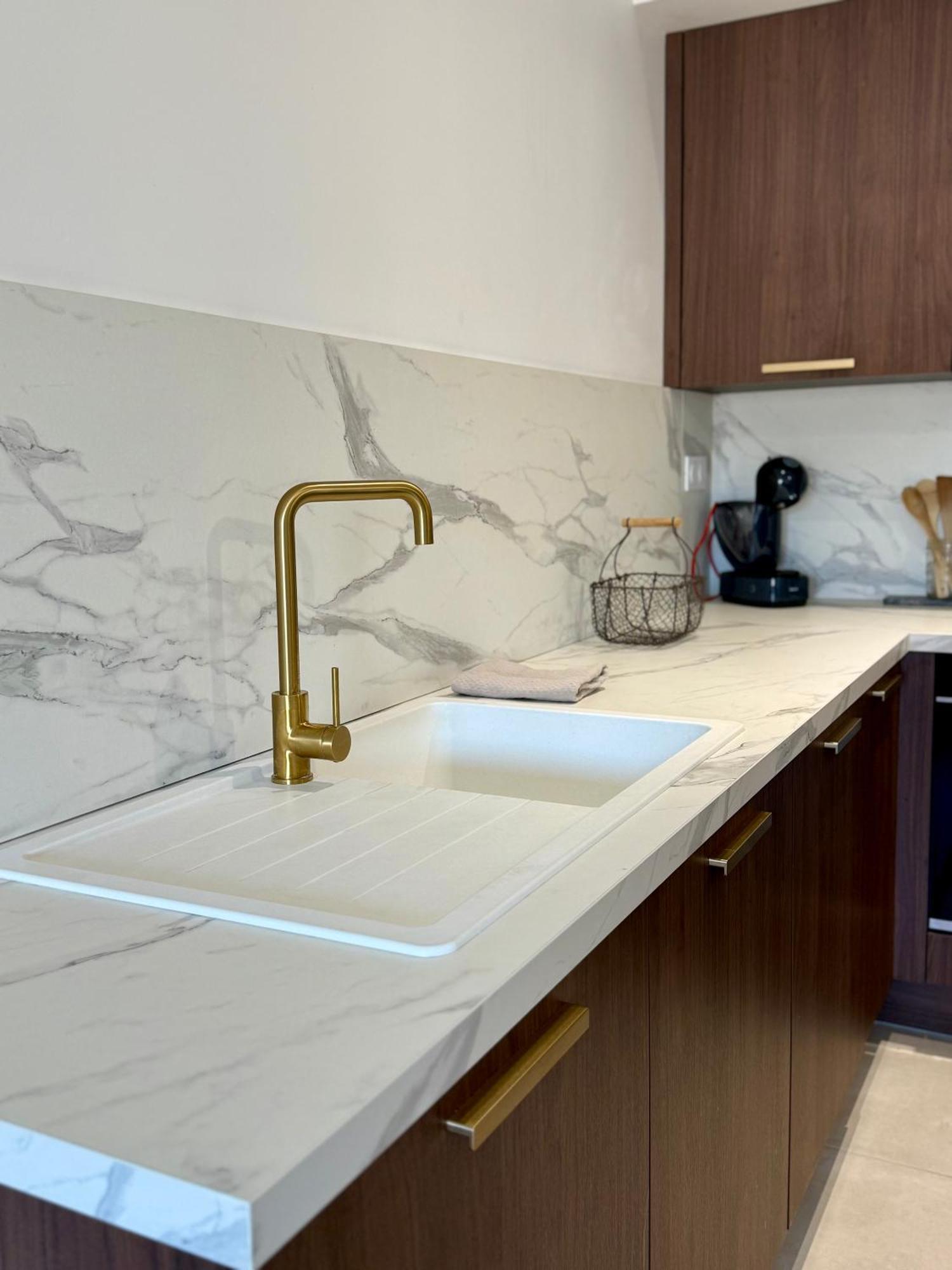 Appartement Neuf Contemporain 卢德 外观 照片