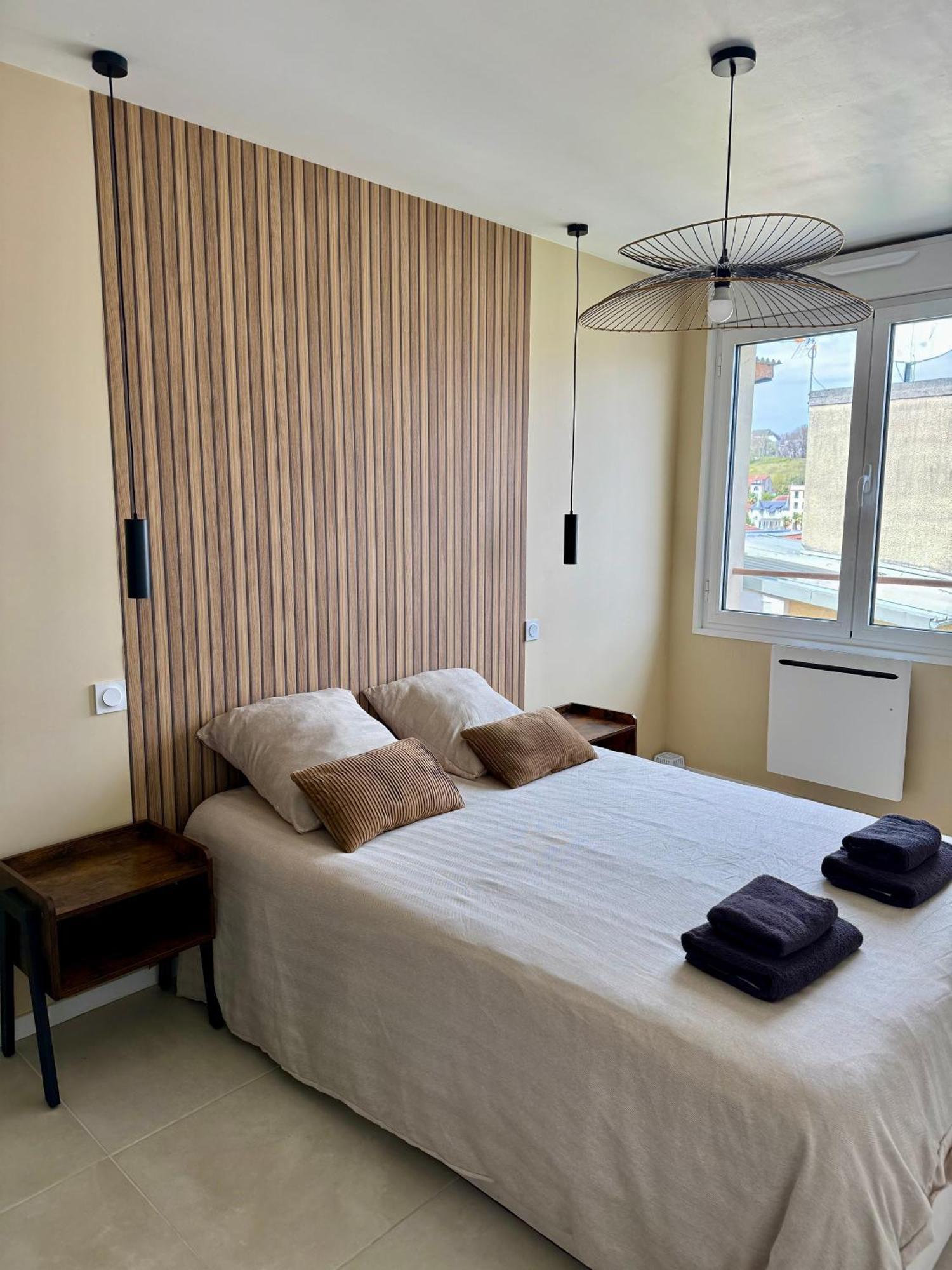 Appartement Neuf Contemporain 卢德 外观 照片
